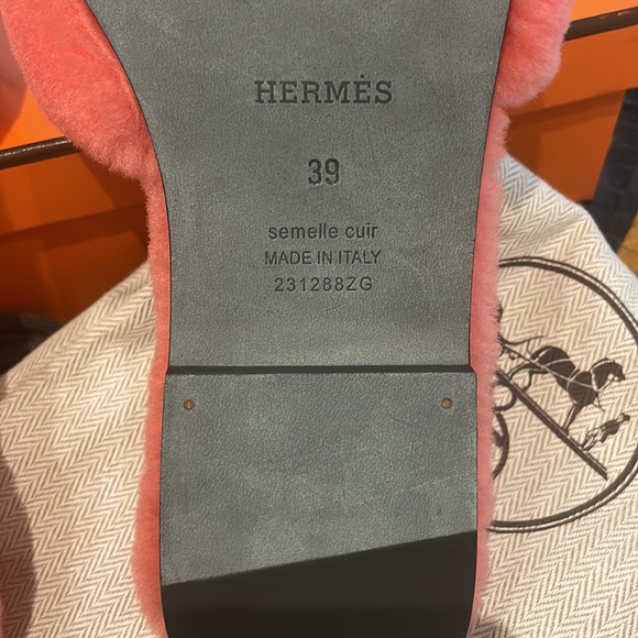 Brand New HERMES Fuzzy Orans size 39 - Picture 7 of 9
